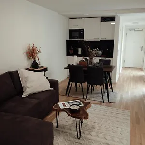 Apartment Stilvolle Im Zentrum!